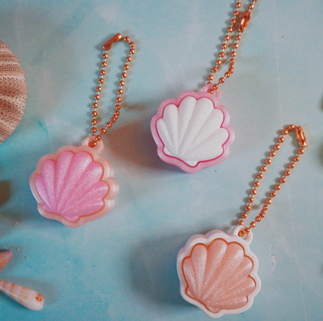 SEASHELL CLICKER KEYCHAINS