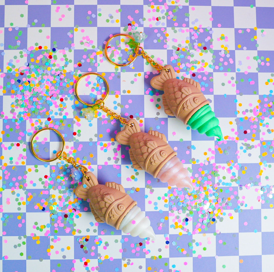Taiyaki Icecream Clicker Keychain