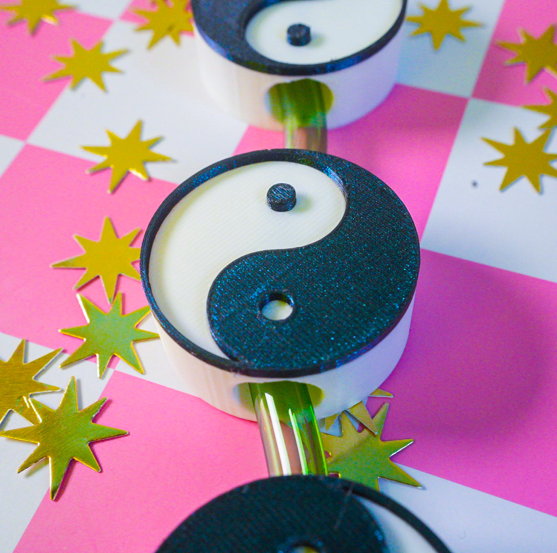 Yin & Yang Straw Topper