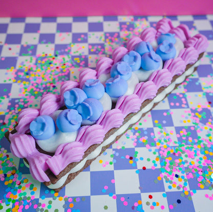 Berry Cake Pill Containers