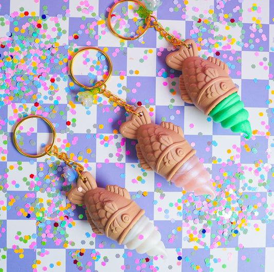 Taiyaki Icecream Clicker Keychain