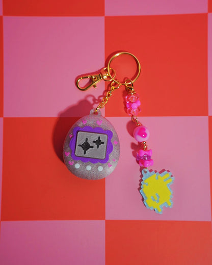 ⸜(｡˃ ᵕ ˂ )⸝♡ Tamagotchi Keychain