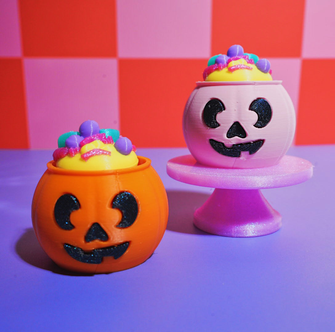 Glow in the Dark Pumpkin Bucket