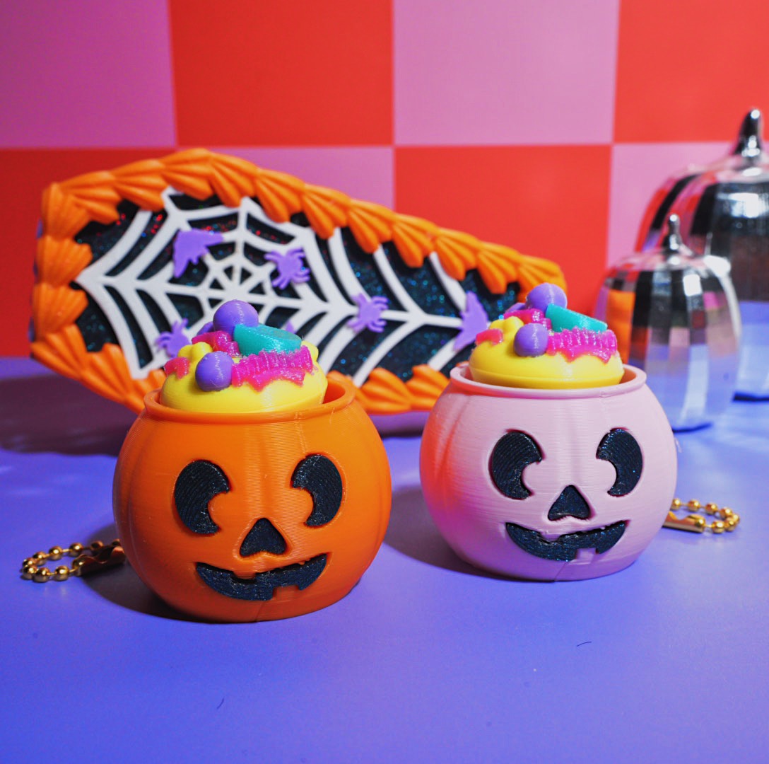 Glow in the Dark Pumpkin Bucket