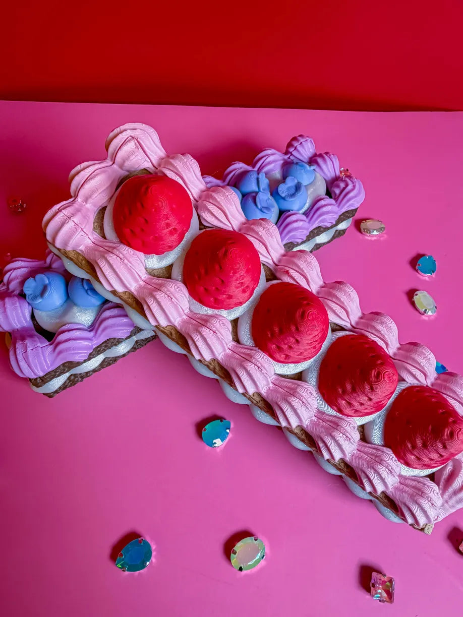 Berry Cake Pill Containers