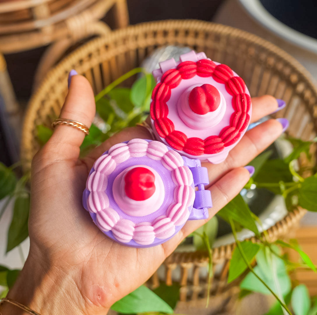 Compact Cake Mirror